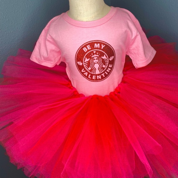 Toddler Valentine’s Day tutu - Picture 1 of 6